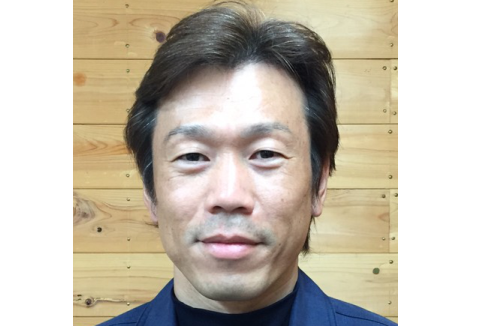 武藤 晃典 写真