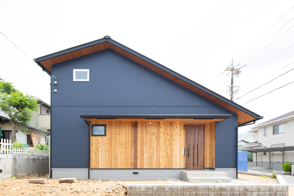 大屋根の家【規格住宅】 写真